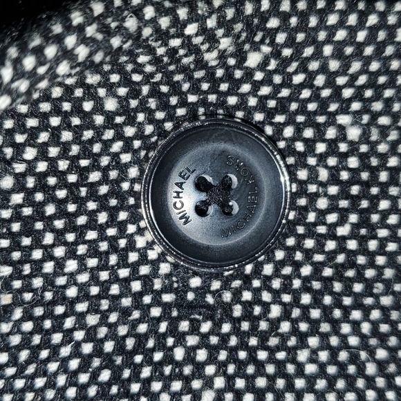 Michael Kors Vest, Size 4, Black/White - Picture 4 of 4